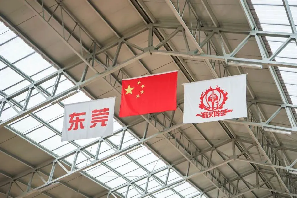 大学篮球运动员如何应对常见的伤病并进行有效治疗?_0